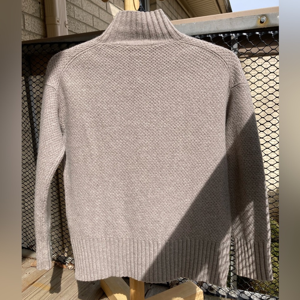Everlane Cashmere & Wool Blend Waffle Knit Turtleneck Sweater Neutral Color - Picture 11 of 17